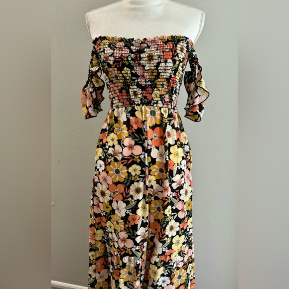 Vici onyx floral pocketed jumpsuit. - Picture 3 of 5